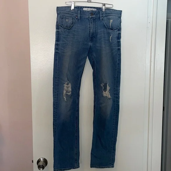 Guess Men’s jeans 💙 - Picture 1 of 6
